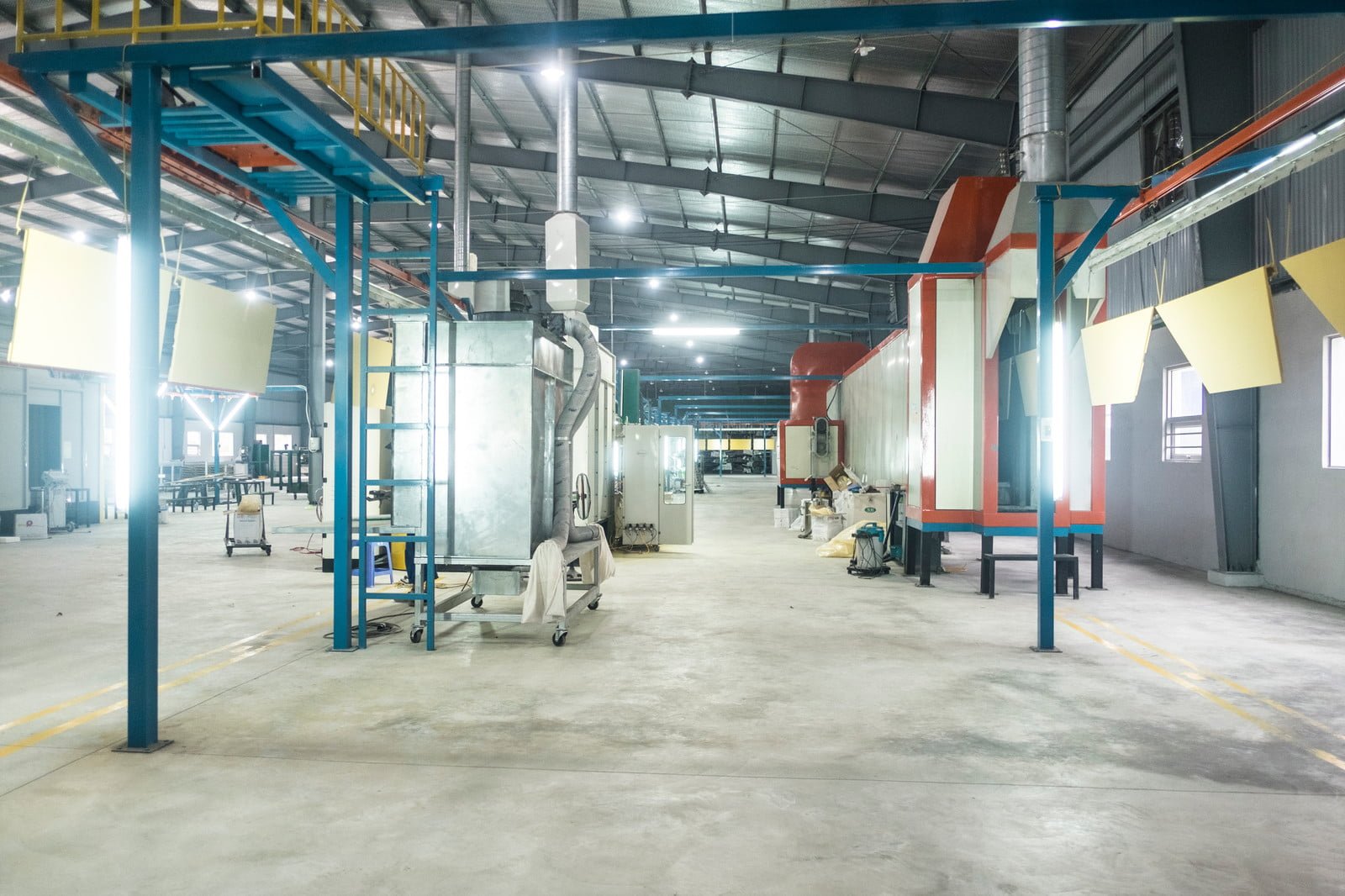 Lắp đặt dây chuyền sơn tĩnh điện